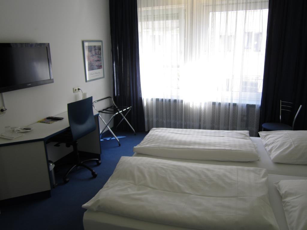 Hotel City Krame Am Romer - Self Check In Frankfurt am Main Eksteriør billede